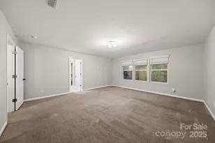 4224 Stockbrook Dr, Charlotte, NC 28215 - Photo 17