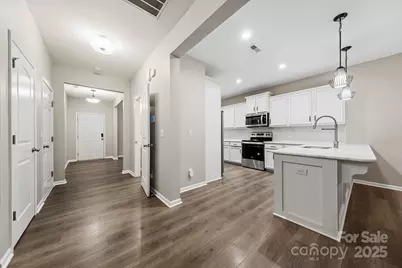 4224 Stockbrook Drive, Charlotte, NC 28215 - Photo 7