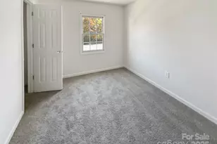 2118 Augusta St, Charlotte, NC 28216 - Photo 13