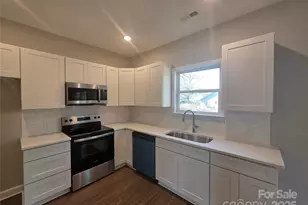 2521 Propst St, Gastonia, NC 28056 - Photo 9