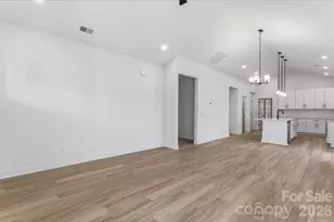 1216 Waterford Dr, Lincolnton, NC 28092 - Photo 11