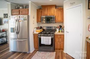 3122 Vance Denton Rd, Morganton, NC 28655 - Photo 9