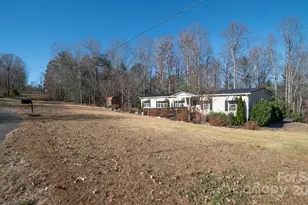 3122 Vance Denton Rd, Morganton, NC 28655 - Photo 37