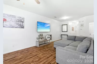 7715 Abigail Glen Drive, Charlotte, NC 28212 - Photo 3