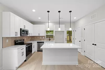 7805 Casa Loma Road, Charlotte, NC 28269 - Photo 7