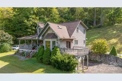 400 Three Dog Mountain Road, Bakersville, NC 28705 - Photo 3