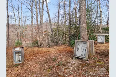 74 George Street, Spruce Pine, NC 28777 - Photo 5