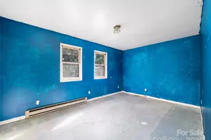 74 George St, Spruce Pine, NC 28777 - Photo 15