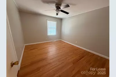 301 Montgomery Drive, Statesville, NC 28625 - Photo 3