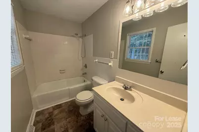 301 Montgomery Drive, Statesville, NC 28625 - Photo 5