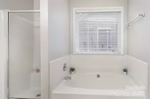 7520 Shadowstone Dr, Charlotte, NC 28270 - Photo 17