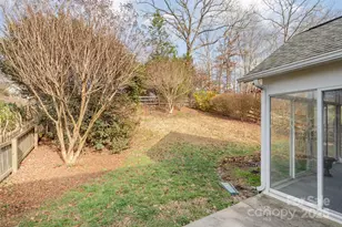 7520 Shadowstone Dr, Charlotte, NC 28270 - Photo 23