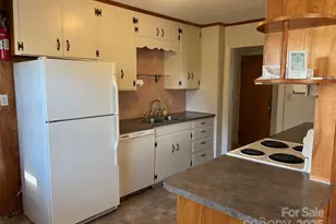 150 Old Georgia Rd, Statesville, NC 28625 - Photo 9