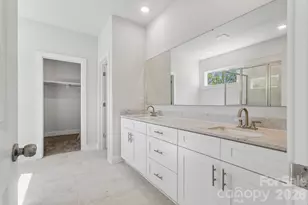 208 E Warfield Dr, Mooresville, NC 28115 - Photo 7