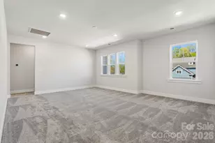 208 E Warfield Dr, Mooresville, NC 28115 - Photo 9