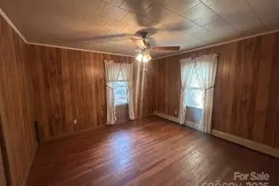 325 Sheldon St, Hudson, NC 28638 - Photo 13