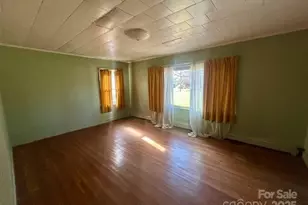 325 Sheldon St, Hudson, NC 28638 - Photo 11