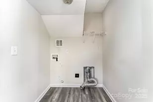 501 Woodington Ln, Charlotte, NC 28214 - Photo 11