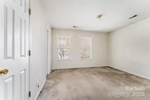 501 Woodington Ln, Charlotte, NC 28214 - Photo 13