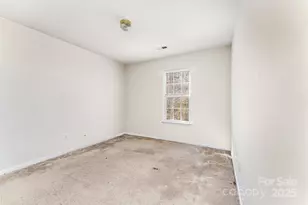 501 Woodington Ln, Charlotte, NC 28214 - Photo 17