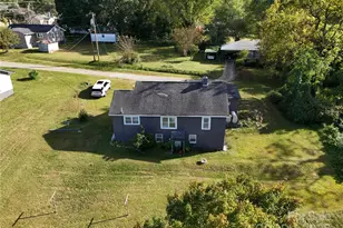 612 Washington Ave NW, Valdese, NC 28690 - Photo 7