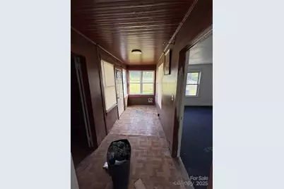 612 Washington Avenue NW, Valdese, NC 28690 - Photo 15