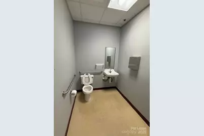 2315 Catawba Valley Boulevard SE, Hickory, NC 28602 - Photo 9