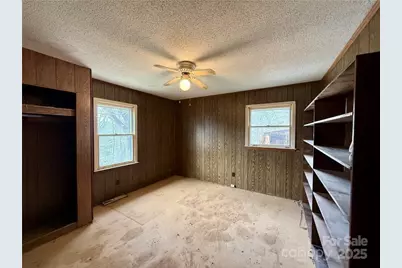 365 Ollis Road, Spruce Pine, NC 28777 - Photo 11