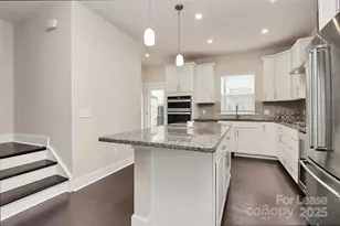 3821 Sky Haven Dr, Charlotte, NC 28209 - Photo 11