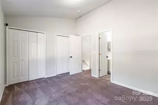 6856 Cypress Tree Ln, Charlotte, NC 28215 - Photo 15