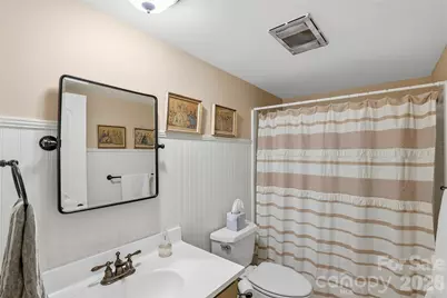 16 Lakemoor Lane, Hendersonville, NC 28739 - Photo 21
