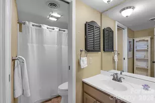 16 Lakemoor Ln, Hendersonville, NC 28739 - Photo 19
