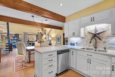 16 Lakemoor Lane, Hendersonville, NC 28739 - Photo 11