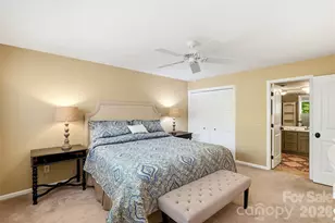 16 Lakemoor Ln, Hendersonville, NC 28739 - Photo 17