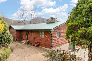 790 Country Club Dr, Canton, NC 28716 - Photo 3