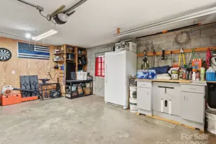 790 Country Club Dr, Canton, NC 28716 - Photo 31