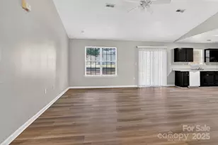 615 Basil Ct, Spartanburg, SC 29301 - Photo 11