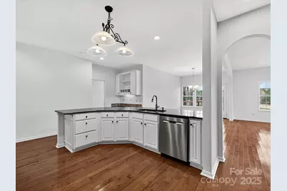 10915 Sycamore Club Drive, Mint Hill, NC 28227 - Photo 5