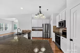 10915 Sycamore Club Dr, Mint Hill, NC 28227 - Photo 23