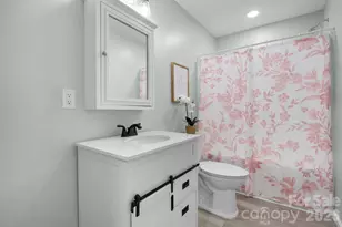 4647 16th St Dr NE, Hickory, NC 28601 - Photo 9