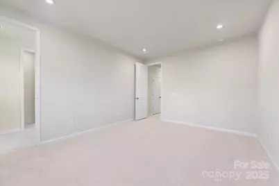 6013 Longar Lane, Charlotte, NC 28269 - Photo 15