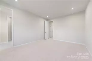 6013 Longar Ln, Charlotte, NC 28269 - Photo 15