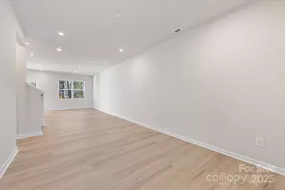 6013 Longar Lane, Charlotte, NC 28269 - Photo 3