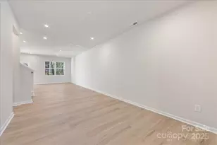 6013 Longar Ln, Charlotte, NC 28269 - Photo 3