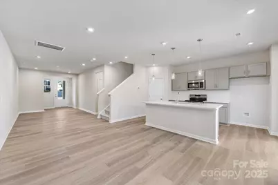 6013 Longar Lane, Charlotte, NC 28269 - Photo 7