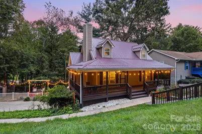 28 Grove Garden Avenue, Candler, NC 28715 - Photo 3