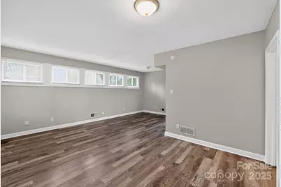 102 Maxine Street, Spartanburg, SC 29302 - Photo 11