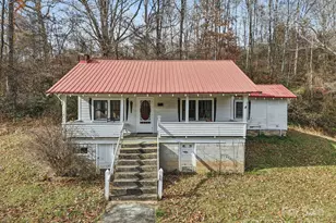 301 Parris Branch Rd, Sylva, NC 28779 - Photo 3