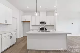 302 Silver Fleet Dr, Indian Trail, NC 28079 - Photo 1