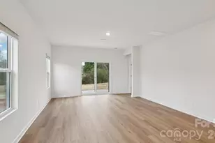 1273 30th St Ln NE, Conover, NC 28613 - Photo 3